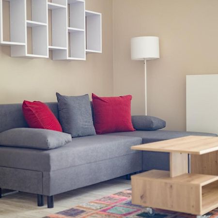Metro Wilanowska Comfortable Apartment Varşova Dış mekan fotoğraf