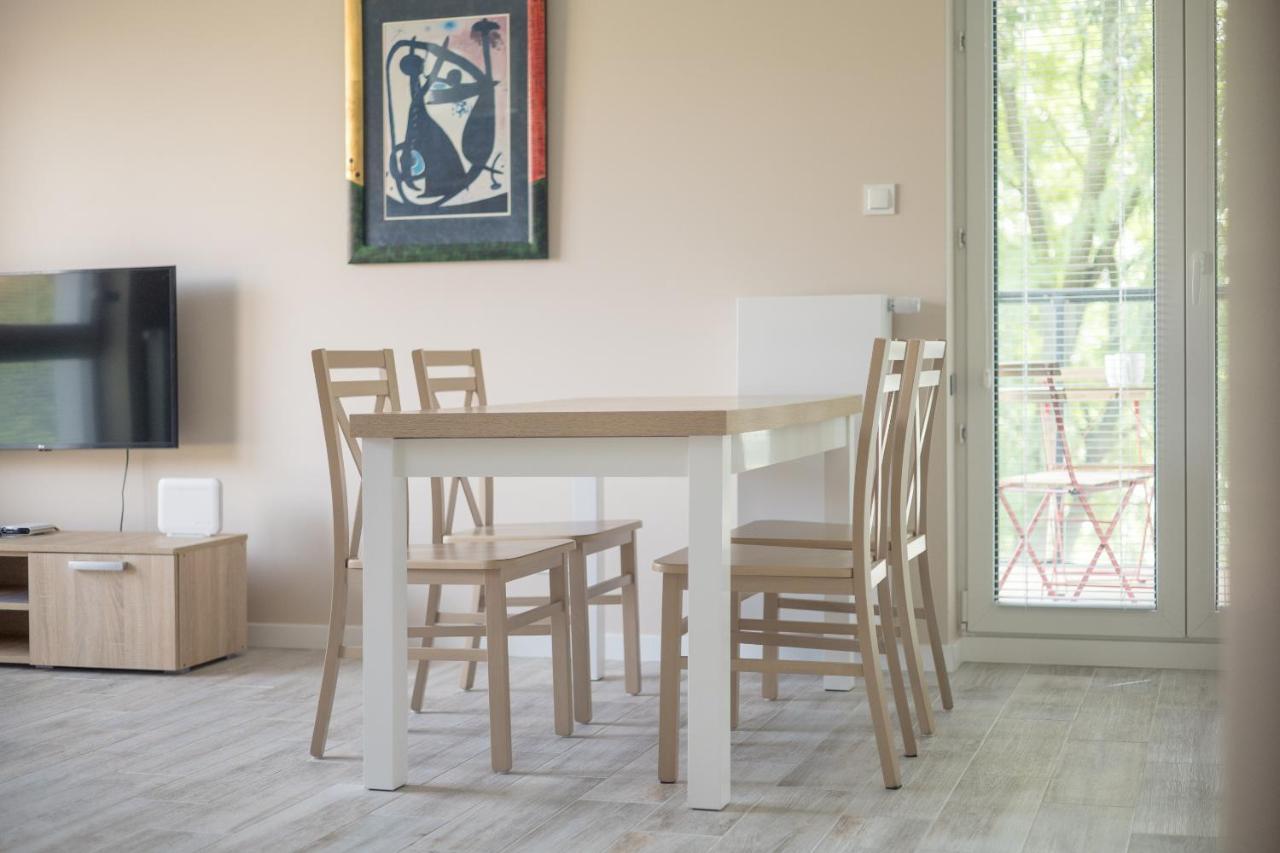 Metro Wilanowska Comfortable Apartment Varşova Dış mekan fotoğraf